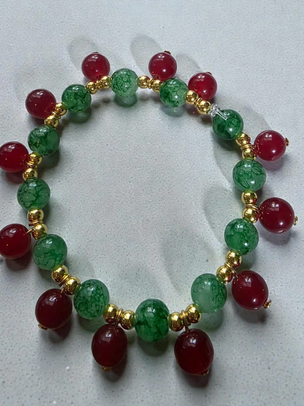 Holiday Red Green Holly Berry Beaded Jewelry Set NWT